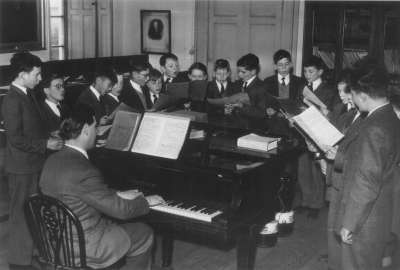 Exeter Cathedral Choir rehearsal 1959